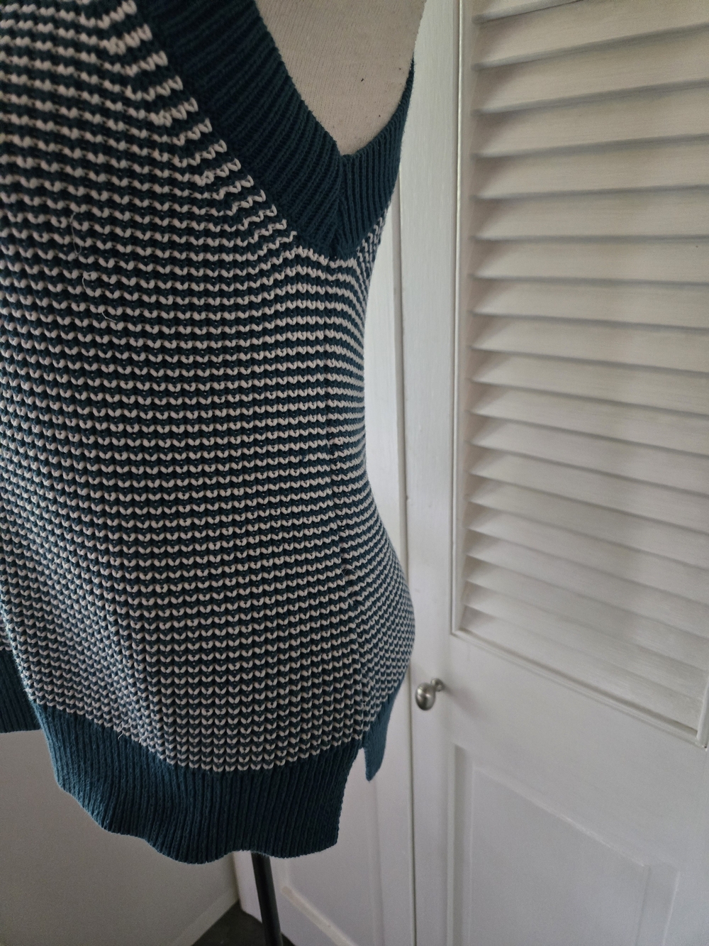 LOFT Blue White Striped Knit Halter Sweater Tank Top Size Small - Picture 4 of 10